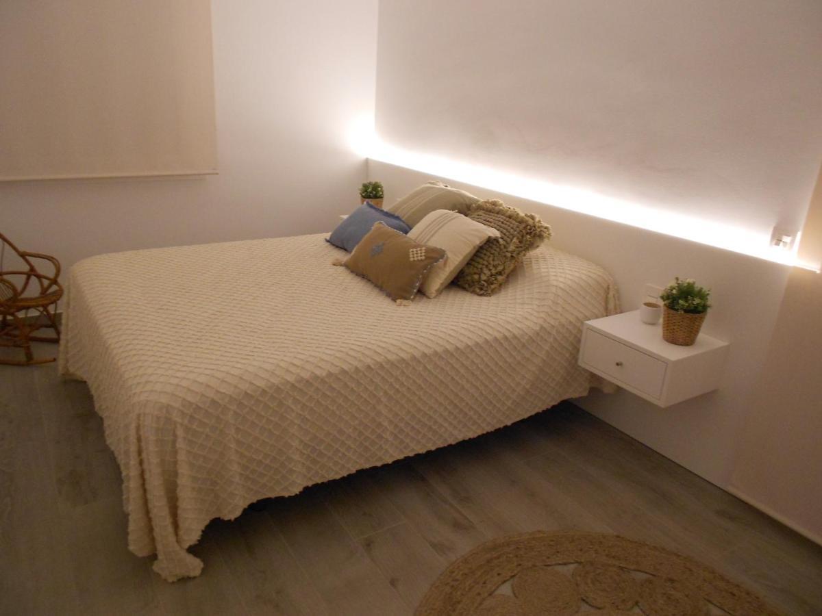 Luxury Apartment กัมบริลส์ ภายนอก รูปภาพ