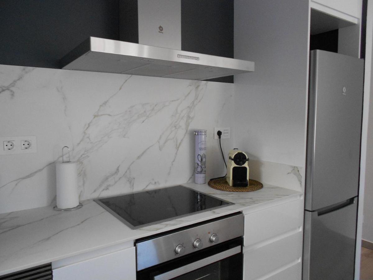 Luxury Apartment กัมบริลส์ ภายนอก รูปภาพ
