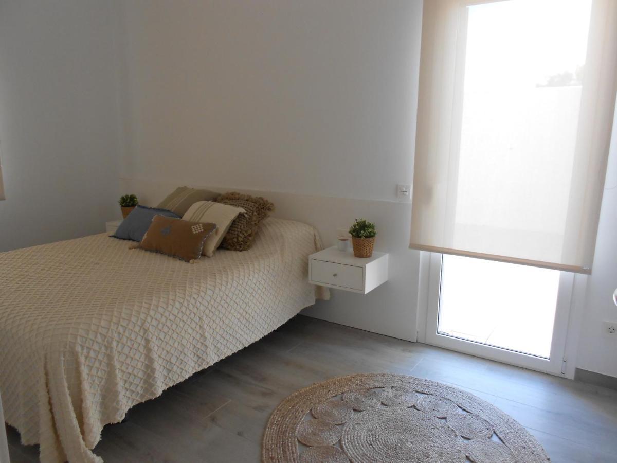 Luxury Apartment กัมบริลส์ ภายนอก รูปภาพ
